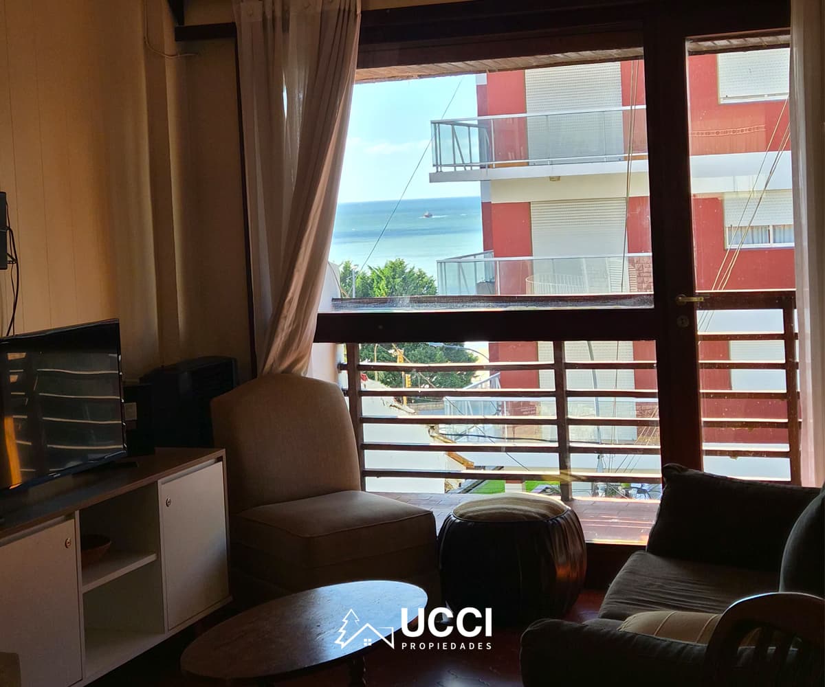 Venta departamento 3 ambientes con altillo | Playa Grande | Aristobulo del Valle 3700